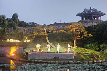 밤빛 용연, 소리꽃이 피다